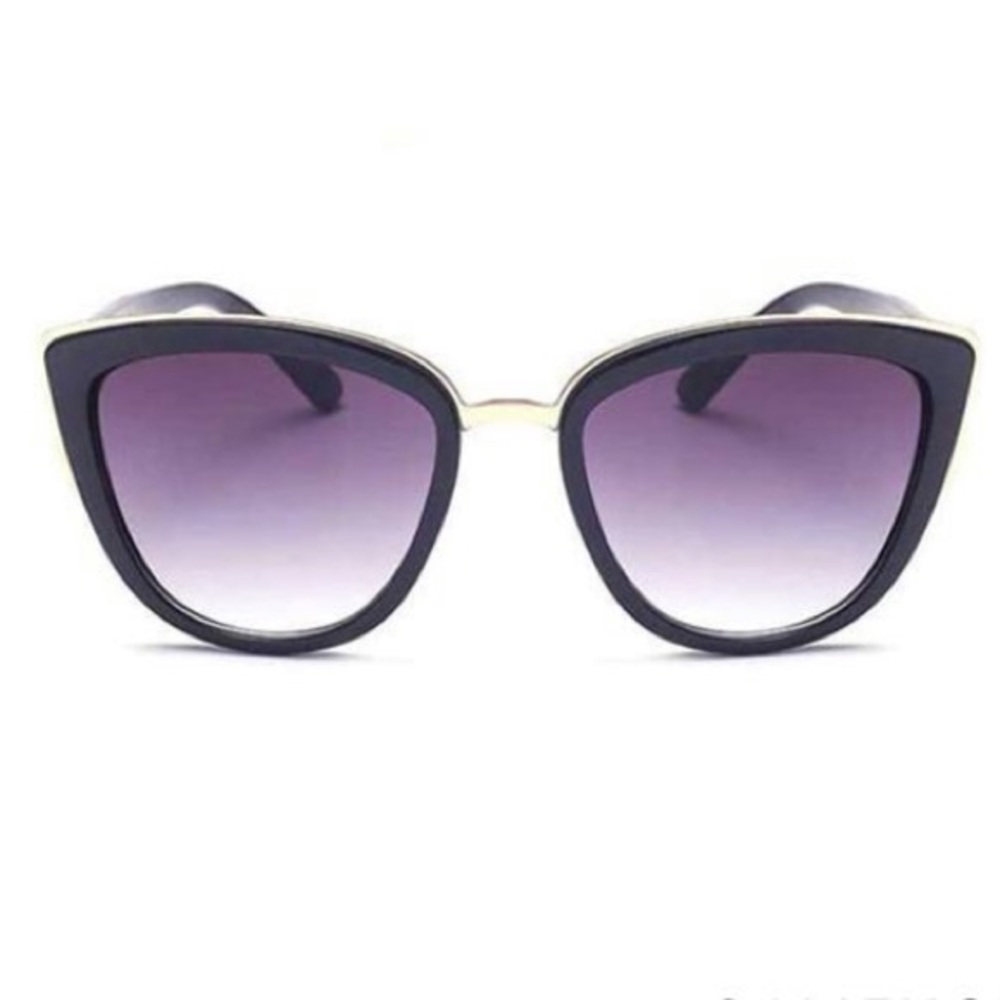 Women’s sunglasses